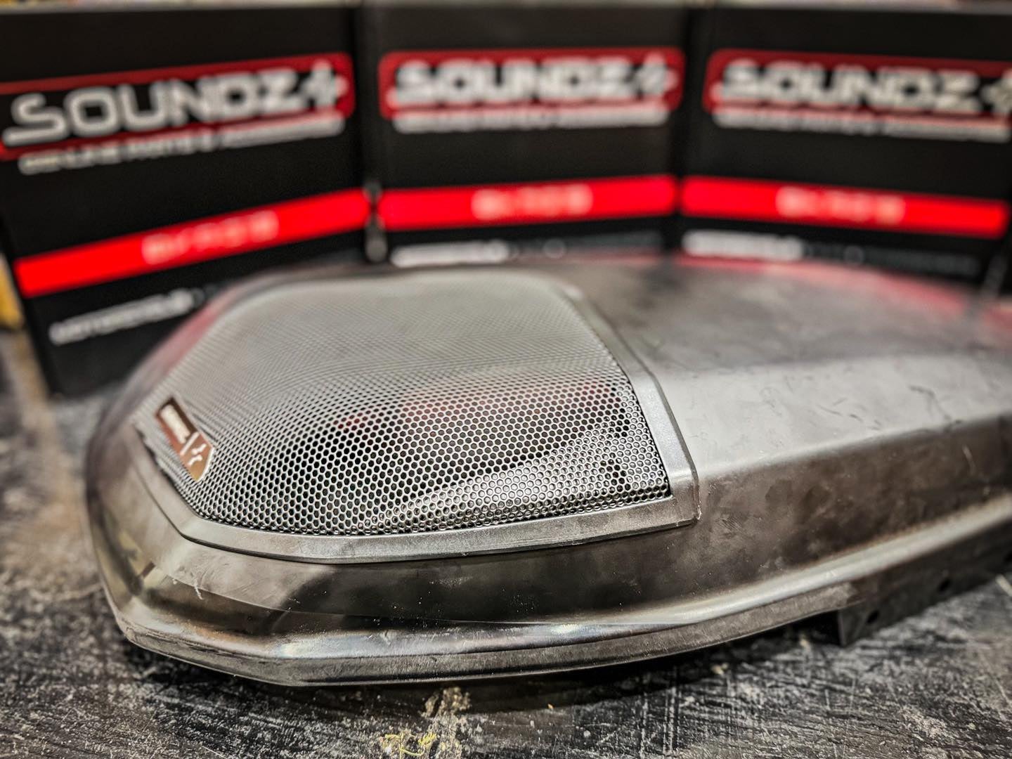 24+ 6x9 Lid Kit | Soundz